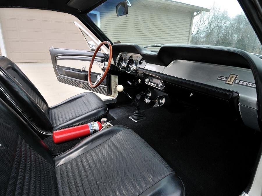 Интерьер Shelby GT500 Super Snake 1967 года  (фото 52 из 52)